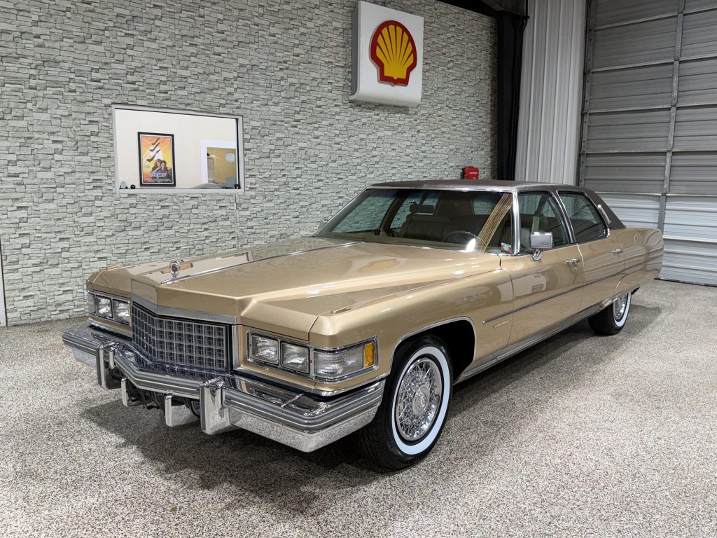 1976 Cadillac Fleetwood Brougham